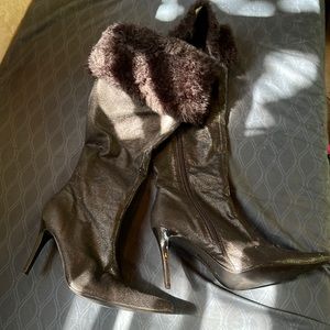 Heeled boots